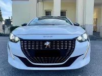 Usata Peugeot 208 101 CV (74 kW) 2022 Bianco Utilitaria
