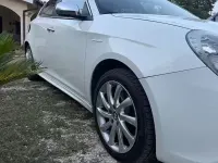 Usata Alfa Romeo Giulietta Distinctive 170 CV (125 kW) 2011 Bianco Utilitaria