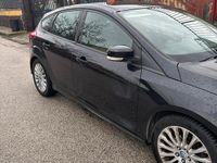 Usata Ford Focus 115 CV (84 kW) 2012 Nero Berlina
