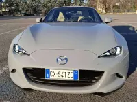 Usata Mazda MX5 Kazari 132 CV (97 kW) 2025 Argento Cabrio