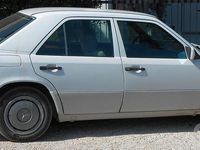 Usata Mercedes E200 186 CV (136 kW) 2000 Bianco Berlina