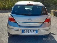 Usata Opel Astra Cosmo 101 CV (74 kW) 2006 Grigio Berlina