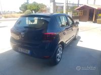 Usata Dacia Sandero 75 CV (55 kW) 2017 Blu Utilitaria