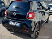 Usata Smart ForFour 70 CV (51 kW) 2017 Nero Utilitaria