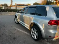 Usata VW Touareg 174 CV (127 kW) 2004 Grigio SUV