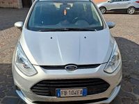 Usata Ford B-MAX 95 CV (69 kW) 2015 Grigio Monovolume