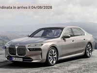 Usata BMW i7 Comfort Edition 125 kW (170 CV) 2023 Argento Berlina