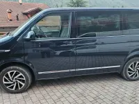 Usata VW Caravelle 150 CV (110 kW) 2021 Blu Furgone
