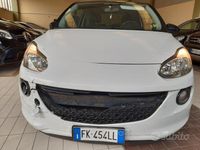 Usata Opel Adam 87 CV (63 kW) 2017 Bianco Utilitaria