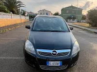 Usata Opel Zafira 150 CV (110 kW) 2012 Nero Monovolume