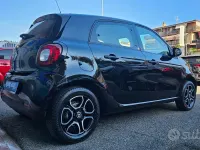 Usata Smart ForFour Passion 71 CV (52 kW) 2018 Nero Utilitaria