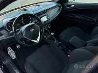 Usata Alfa Romeo Giulietta 120 CV (88 kW) 2019 Nero Utilitaria