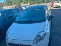 Usata Fiat Grande Punto 75 CV (55 kW) 2011 Bianco Utilitaria