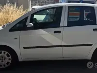 Usata Fiat Idea Active 95 CV (69 kW) 2012 Bianco Monovolume