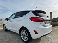 Usata Ford Fiesta Active 86 CV (63 kW) 2018 Bianco Berlina
