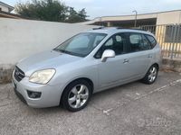 usata Kia Carens anno 2008 modello family 7 posti