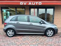 Usata Mercedes B180 116 CV (85 kW) 2010 Grigio Monovolume