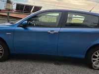 Usata Alfa Romeo 147 105 CV (77 kW) 2009 Bluazzurro Utilitaria