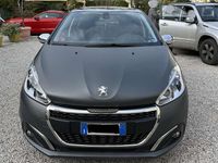 Usata Peugeot 208 120 CV (88 kW) 2017 Utilitaria