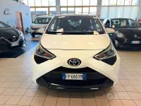 Begagnad Toyota Aygo X-cite 72 HK (52 kW) 2018 Vit Halvkombi