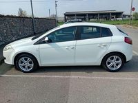Usata Fiat Bravo Active 105 CV (77 kW) 2010 Bianco Utilitaria