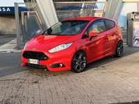 Usata Ford Fiesta Sport 182 CV (133 kW) 2017 Rosso Utilitaria
