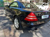 Usata Mercedes SLK200 135 CV (99 kW) 1999 Nero Cabrio