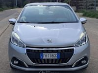 Usata Peugeot 208 82 CV (60 kW) 2017 Argento Utilitaria