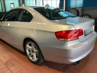 Usata BMW 325 218 CV (160 kW) 2009 Titansilver Coupé