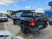 Usata Toyota HiLux Comfort 150 CV (110 kW) 2023 Bianco Pick-up