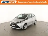 Usata Toyota Aygo X-play 70 CV (51 kW) 2017 Argento Utilitaria