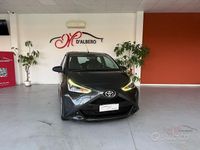 Usata Toyota Aygo Cool 72 CV (52 kW) 2020 Grigio Utilitaria