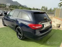 Usata Mercedes 200 135 CV (99 kW) 2015 Blu Station wagon