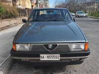 Usata Alfa Romeo 75 110 CV (80 kW) 1986 Grigio Berlina