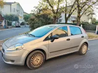 Usata Fiat Grande Punto 77 CV (56 kW) 2008 Grigio Utilitaria
