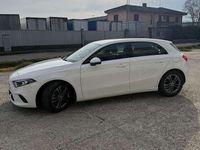 Begagnad Mercedes A180 Premium 116 HK (85 kW) 2019 Vit Sedan