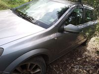 Usata Opel Astra 68 CV (50 kW) 2005 Grigio Station wagon