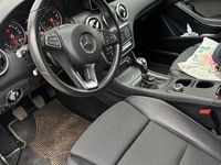 Usata Mercedes A180 109 CV (80 kW) 2018 Bianco Berlina