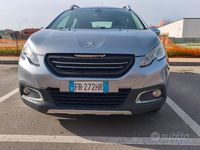 Usata Peugeot 2008 115 CV (84 kW) 2015 Grigio SUV
