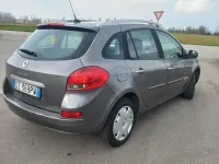 Usata Renault Clio Luxe 100 CV (73 kW) 2009 Grigio Station wagon