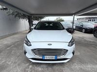 Usata Ford Focus Vignale 120 CV (88 kW) 2019 Bianco Station wagon
