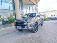 Usata Toyota HiLux 204 CV (150 kW) 2022 Verde Pick-up
