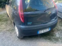 Usata Fiat Punto 60 CV (44 kW) 2002 Bluazzurro Utilitaria