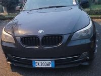 Usata BMW 530 235 CV (172 kW) 2009 Nero Station wagon