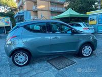 Usata Lancia Ypsilon Gold 95 CV (69 kW) 2018 Grigio Utilitaria