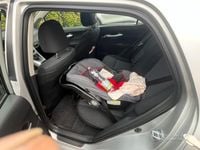 Usata Toyota Auris 90 CV (66 kW) 2012 Argento Berlina