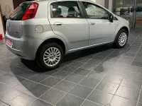 Usata Fiat Grande Punto 77 CV (56 kW) 2010 Grigio Utilitaria