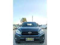 usata Toyota RAV4 -- 2.2 D-4D 136CV Sol