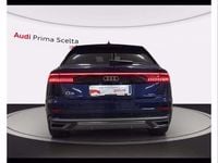 Usata Audi Q8 Sport 286 CV (210 kW) 2022 Blu navarra met SUV