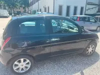 Usata Lancia Ypsilon 95 CV (69 kW) 2004 Nero Utilitaria